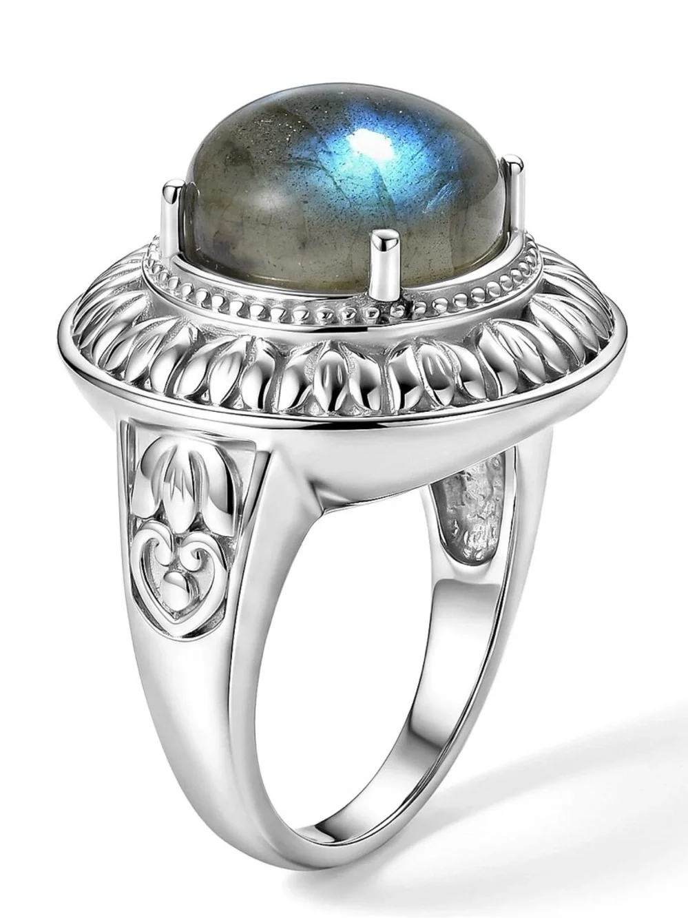 Malagasy Labradorite Cabochon Ring - Blue-Green Gem